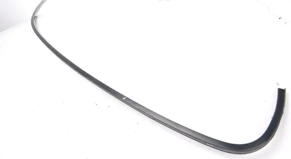 Maserati Coupe Front door windshield rail 