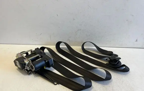 Audi Q3 F3 Front seatbelt 83A857706G
