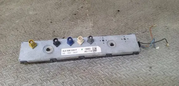 Audi Q7 4L Aerial antenna amplifier 4L0035225F