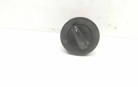 Light switch