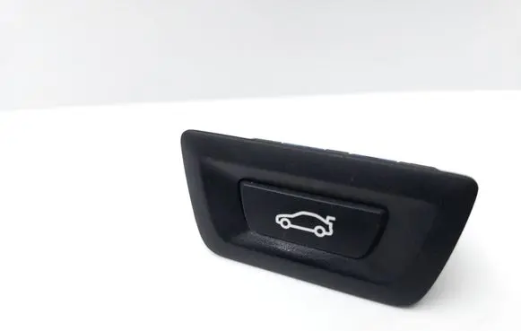 BMW 3 F30 F35 F31 Tailgate/boot open switch button 9275119