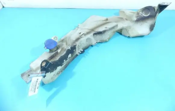 Ford Focus Windshield washer fluid reservoir/tank 4M51-13K163-CF IMPRK1317108