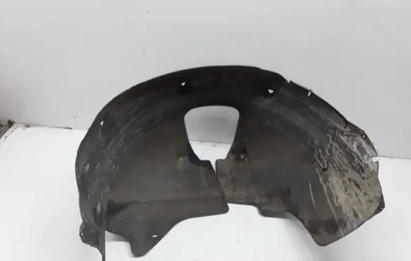 Ford Mondeo Mk III Rear arch fender liner splash guards