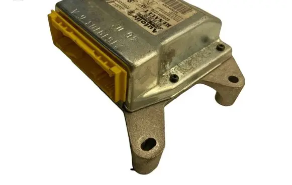 Renault Laguna II Airbag control unit/module 8200241270 D0150K42324 601960000