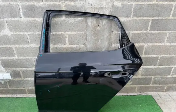 Seat Leon (5F) Rear door 5F4833579