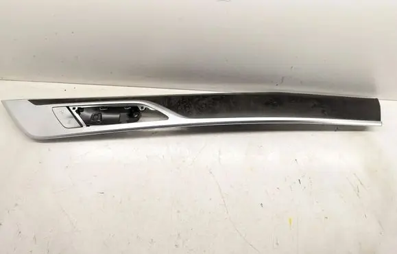BMW 7 G11 G12 Front door trim bar 7464690 9129391