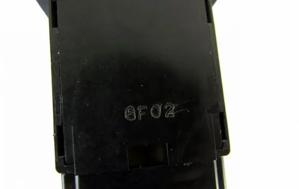 Mitsubishi Colt Other switches/knobs/shifts 6F20