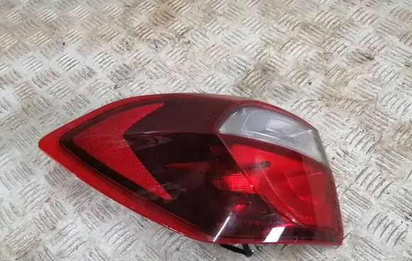 Rear/tail lights
