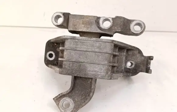 Opel Ampera Engine mount bracket 25953778