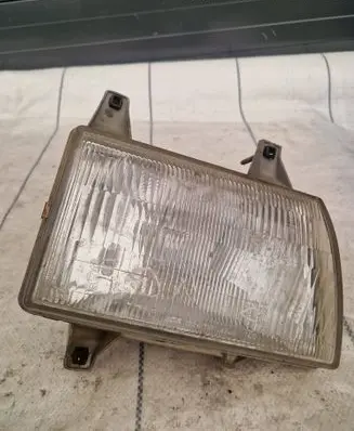 Ford Ranger Headlight/headlamp 10061795