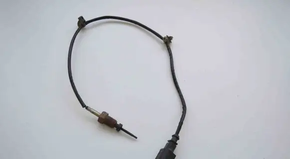 Audi A4 S4 B8 8K Oil temperature sensor 03L906088AQ