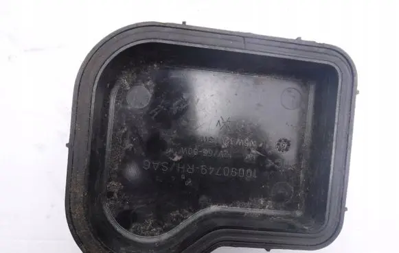 Ford Transit Headlight/headlamp dust cover 10090749