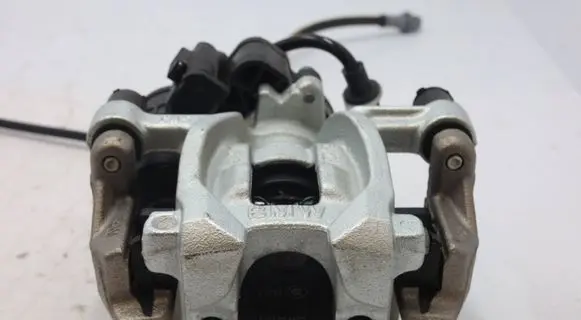 BMW X1 F48 F49 Rear brake caliper 6883026