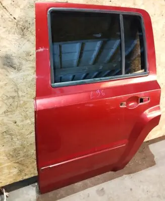 Jeep Patriot Rear door