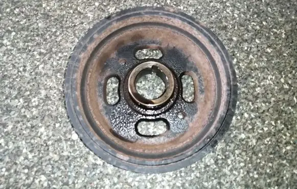 Suzuki Grand Vitara II Crankshaft pulley