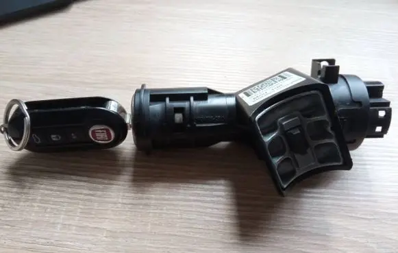 Fiat Bravo Ignition lock 0051793869 61083600