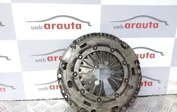 Volkswagen Touran I Pressure plate 03G141025G