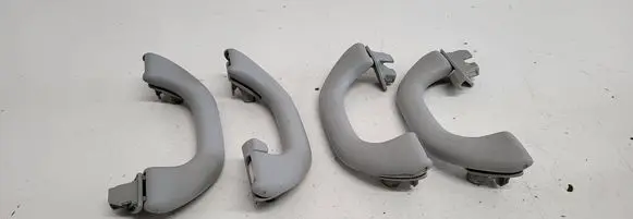 Volkswagen PASSAT B7 A set of handles for the ceiling 1K0857607