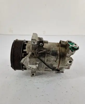 Renault Captur Air conditioning (A/C) compressor (pump) 