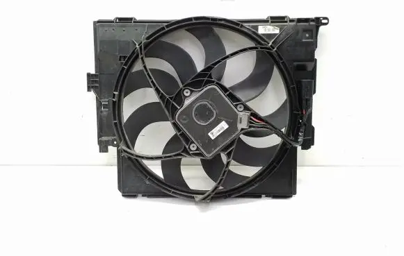 BMW X1 E84 Radiator cooling fan shroud 8621192