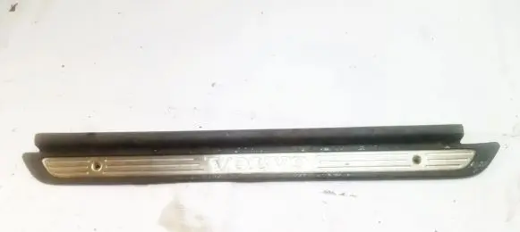 Volvo S40, V40 Front sill trim cover 30818425