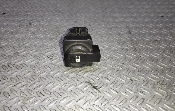 Citroen C4 I Central locking switch button 96476626XT