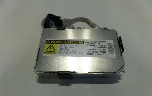 Land Rover Discovery 3 - LR3 Headlight ballast module Xenon 39000