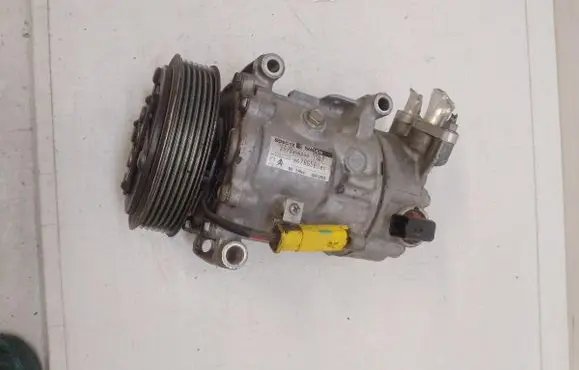 Peugeot Partner Air conditioning (A/C) compressor (pump) 9678656080