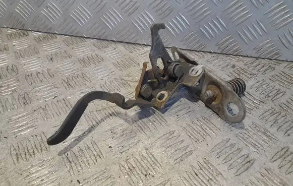 BMW 3 E46 Engine bonnet (hood) release handle