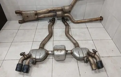 BMW M5 F90 Rear muffler/silencer tail pipe 8095272