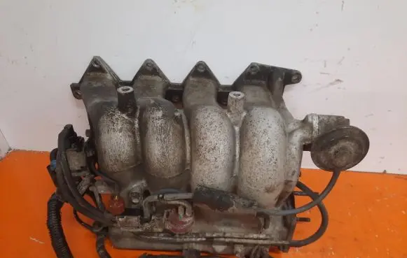 Hyundai Santa Fe Intake manifold