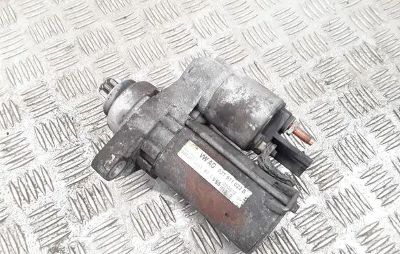 Volkswagen Golf V Starter motor 02T911023S
