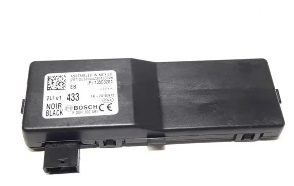 Opel Insignia A Door central lock control unit/module 13503204