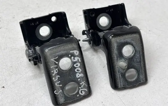 Peugeot 5008 II Rear door hinge set 