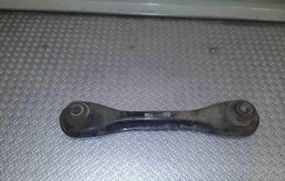 Volvo C30 Rear control arm