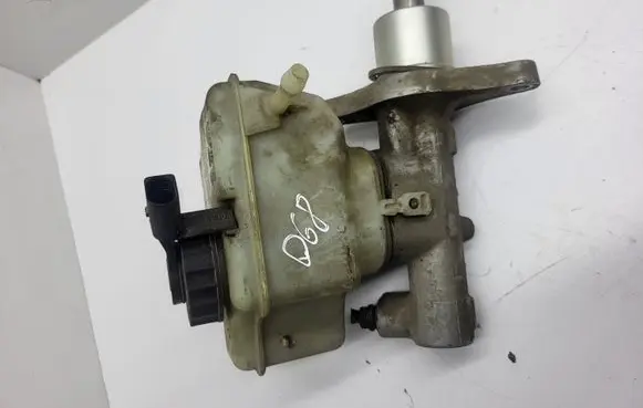 Audi A3 S3 8P Master brake cylinder 1K1611301C