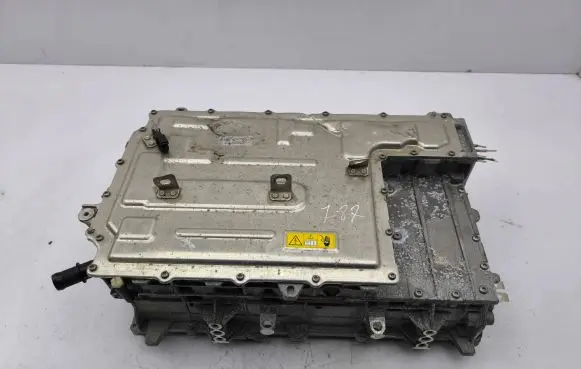 Renault Megane E-Tech Voltage converter inverter RN296A04768R