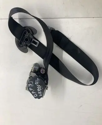 Seat Leon (1P) Front seatbelt 5425650