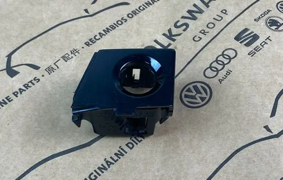 Audi A8 S8 D4 4H Front parking sensor holder (PDC) 4H0919289