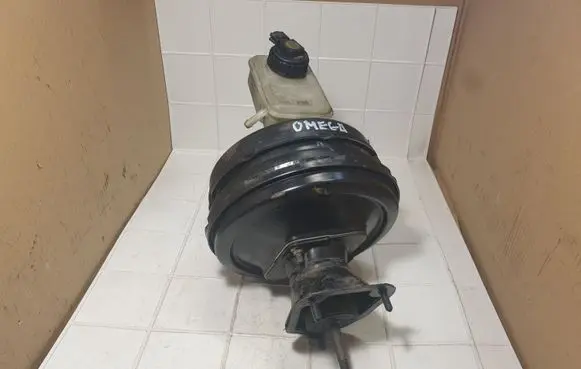 Opel Omega B2 Brake booster 09156751