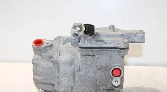 Toyota Auris 150 Air conditioning (A/C) compressor (pump) 0422000420