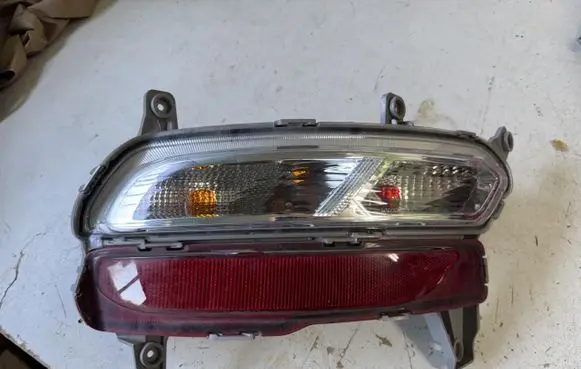 KIA Sportage Rear bumper light 