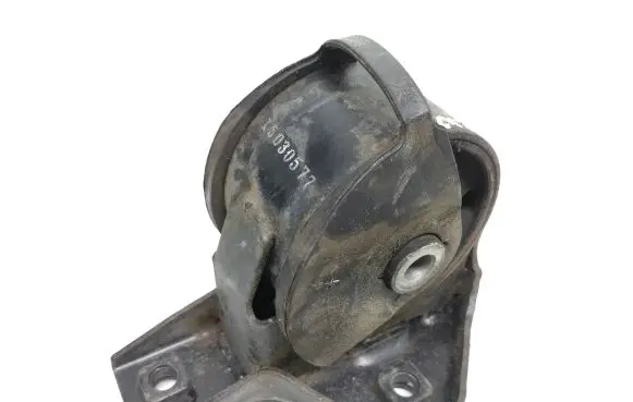 KIA Soul Engine mount bracket