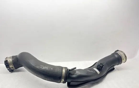 BMW 7 F01 F02 F03 F04 Intercooler hose/pipe 4735270 11884414