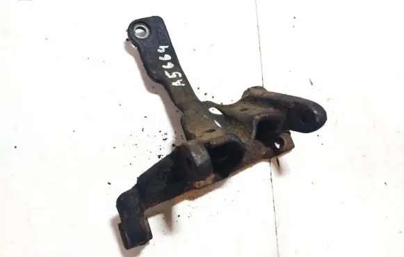 Ford Fiesta Engine mounting bracket