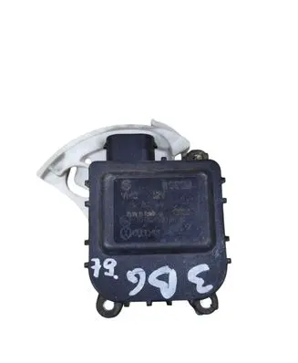 Volkswagen PASSAT B5 Air flap motor/actuator 8D1820511E