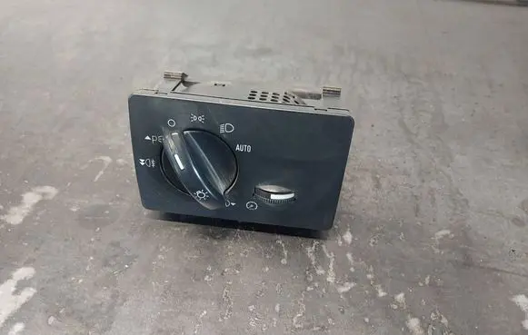 Ford C-MAX I Other switches/knobs/shifts 4M5T13A024JA