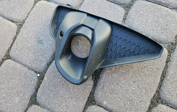 Opel Corsa F Front fog light trim/grill 9830218180