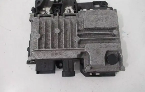 Citroen C4 Cactus Start/Stop control module 9810858280