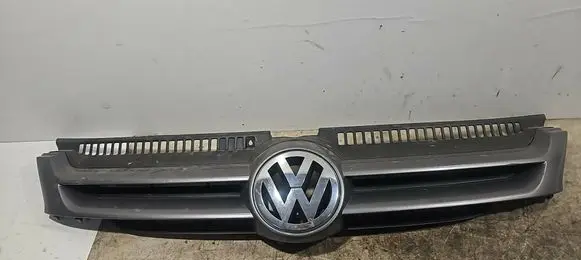 Volkswagen Golf Plus Front grill 5M0853655A